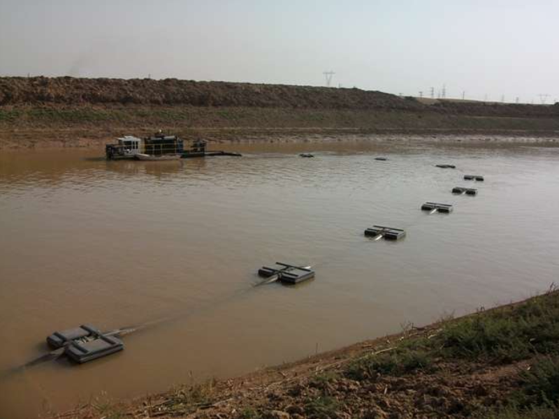 canal dredging equipment 